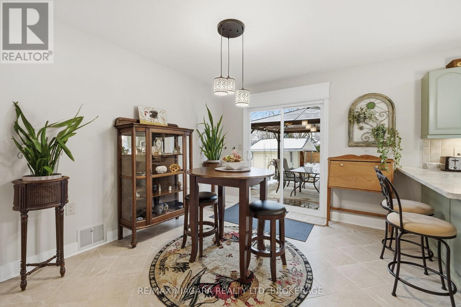 489 Vine Street, St. Catharines, Ontario  L2M 3T2 - Photo 11 - X12677154