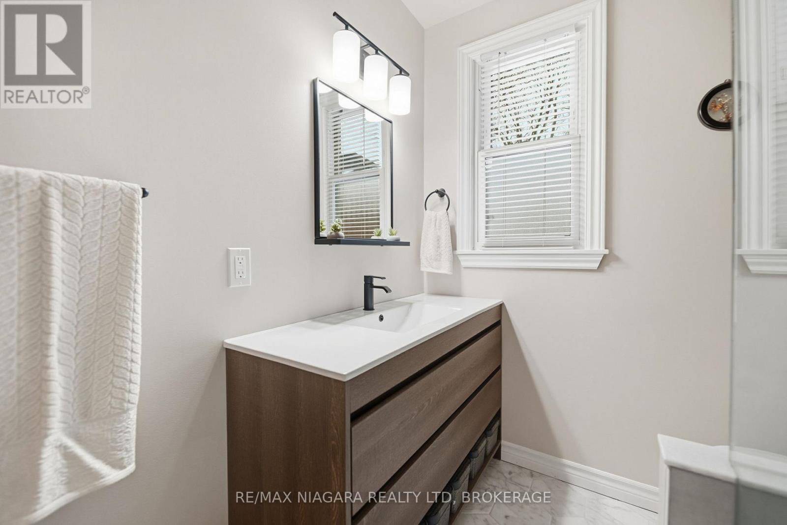 489 Vine Street, St. Catharines, Ontario  L2M 3T2 - Photo 18 - X12677154