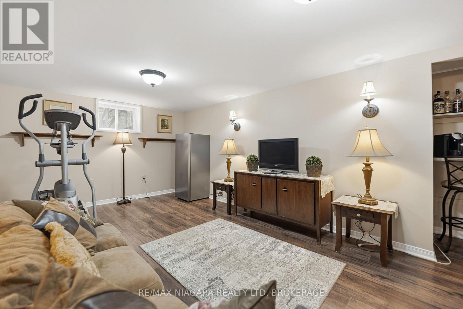 489 Vine Street, St. Catharines, Ontario  L2M 3T2 - Photo 24 - X12677154