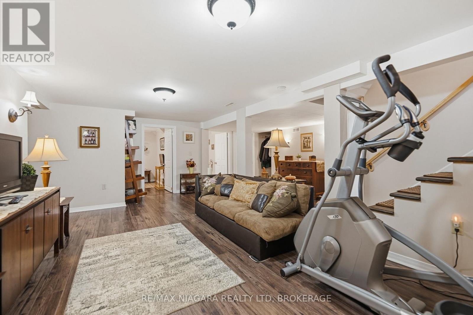 489 Vine Street, St. Catharines, Ontario  L2M 3T2 - Photo 25 - X12677154