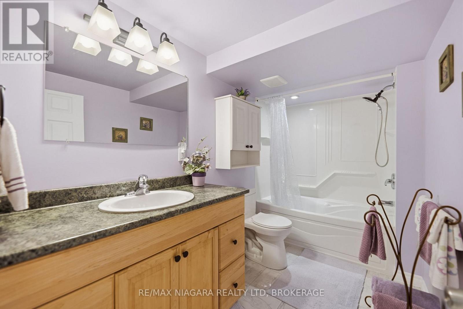 489 Vine Street, St. Catharines, Ontario  L2M 3T2 - Photo 28 - X12677154