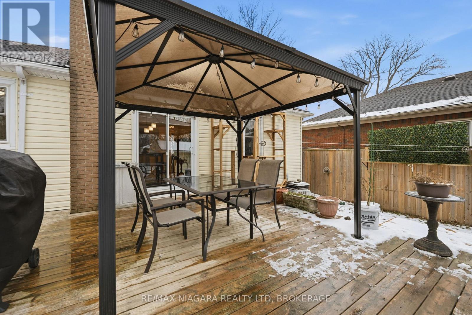 489 Vine Street, St. Catharines, Ontario  L2M 3T2 - Photo 30 - X12677154