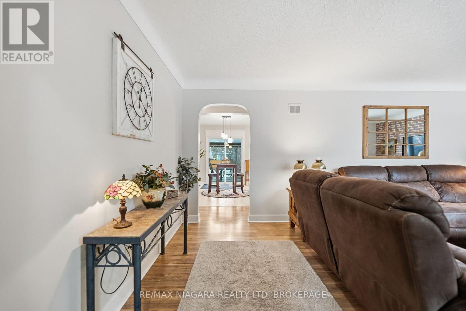 489 Vine Street, St. Catharines, Ontario  L2M 3T2 - Photo 8 - X12677154