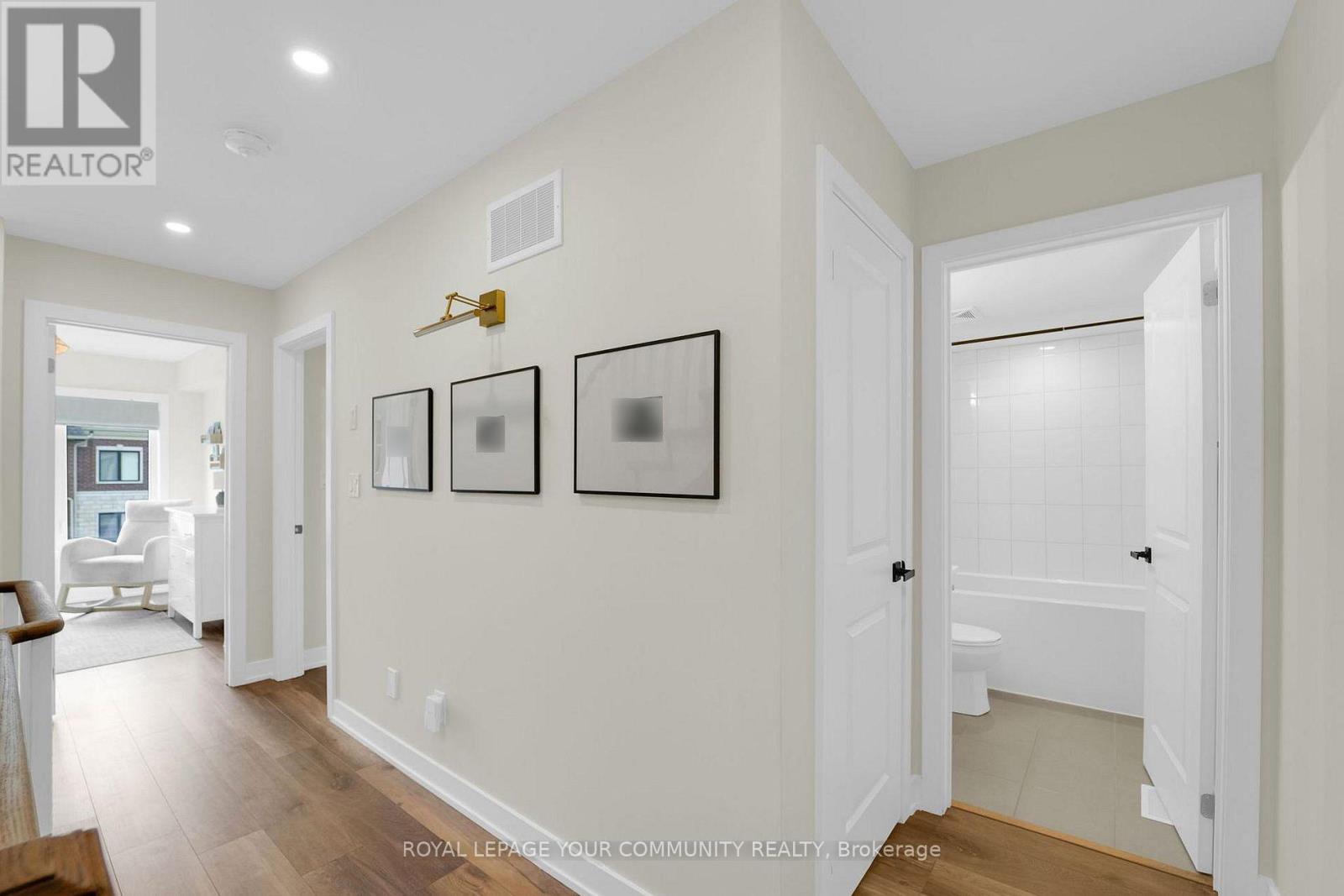 132 Covington Crescent, Whitchurch-Stouffville, Ontario  L4A 4W8 - Photo 27 - N12668906