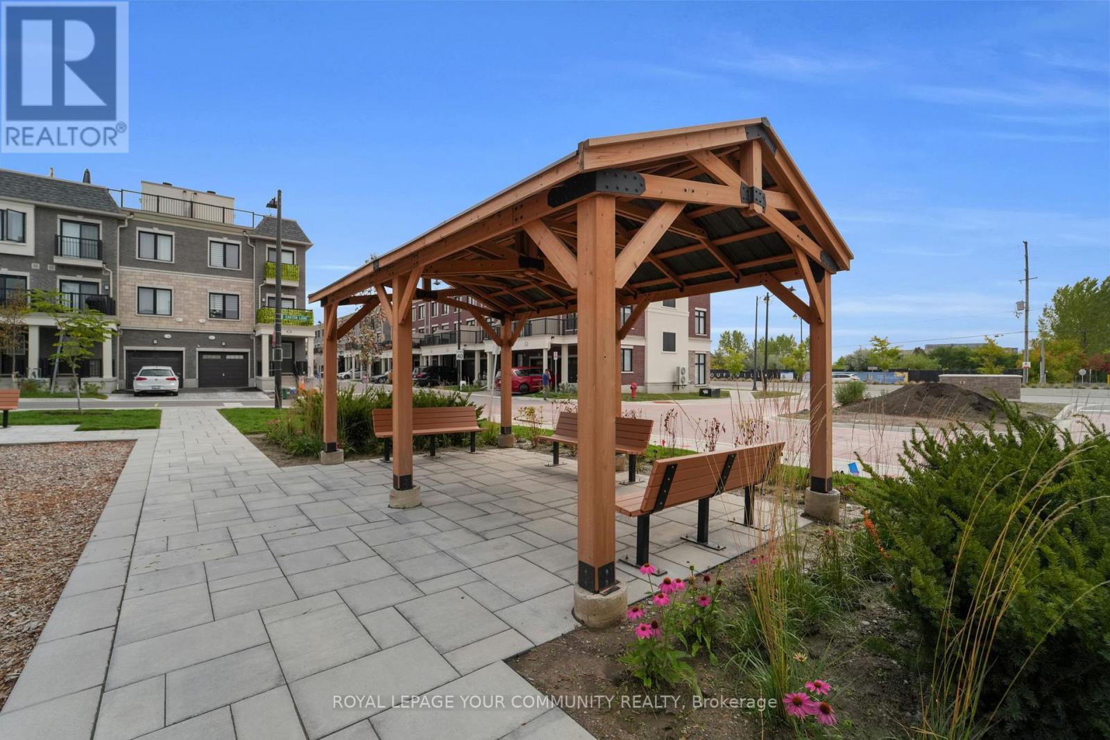 132 Covington Crescent, Whitchurch-Stouffville, Ontario  L4A 4W8 - Photo 47 - N12668906