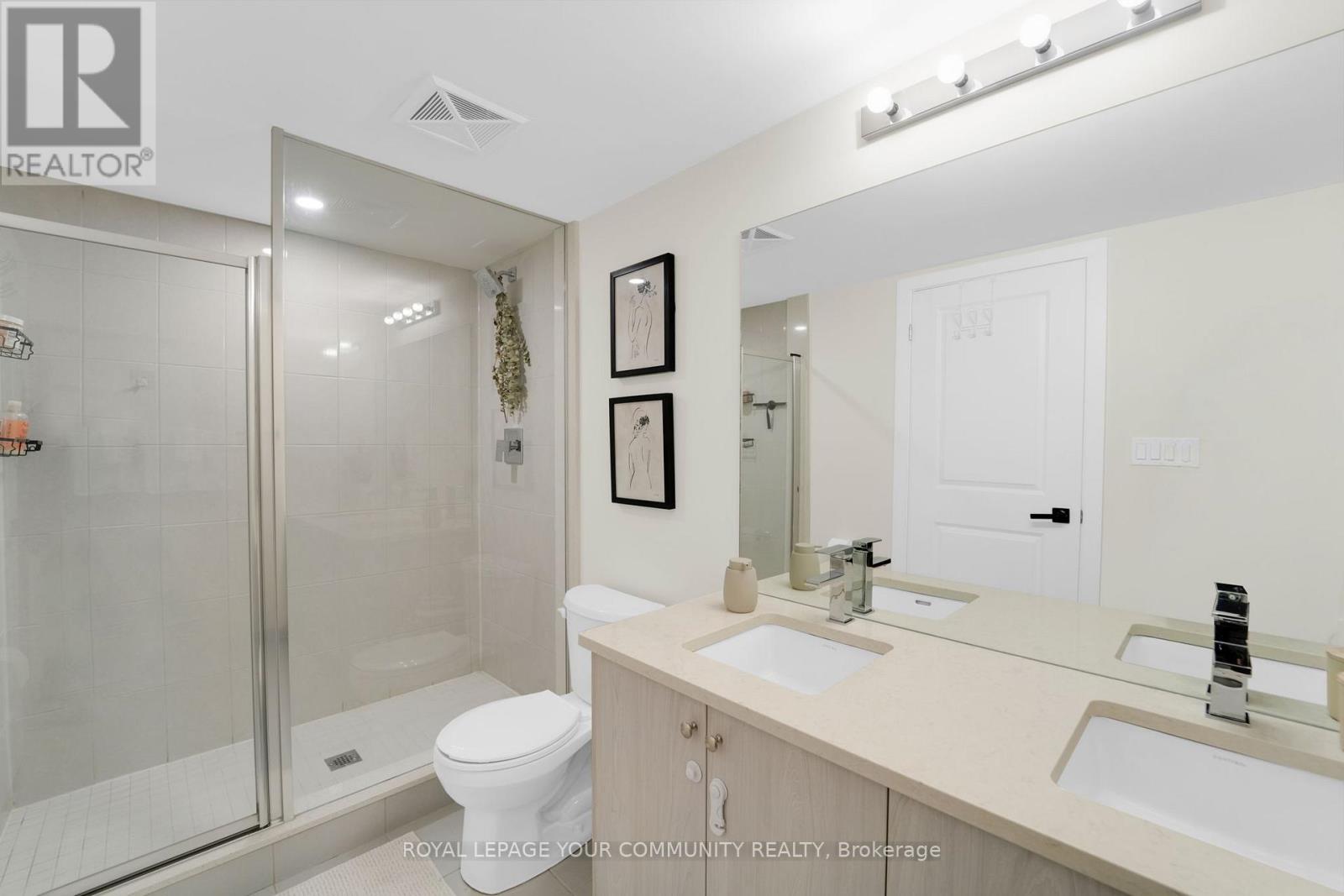 132 Covington Crescent, Whitchurch-Stouffville, Ontario  L4A 4W8 - Photo 38 - N12668906