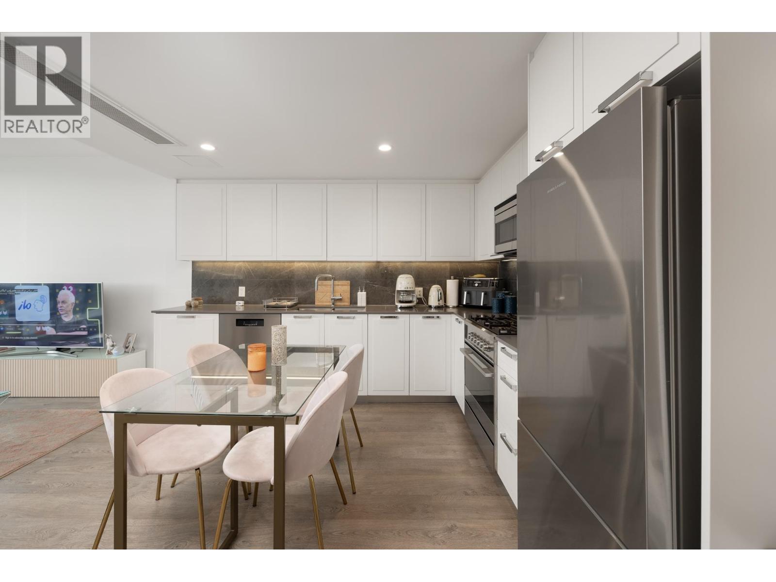 1705 1401 Hunter Street, North Vancouver, British Columbia  V7J 0E2 - Photo 10 - R3077378