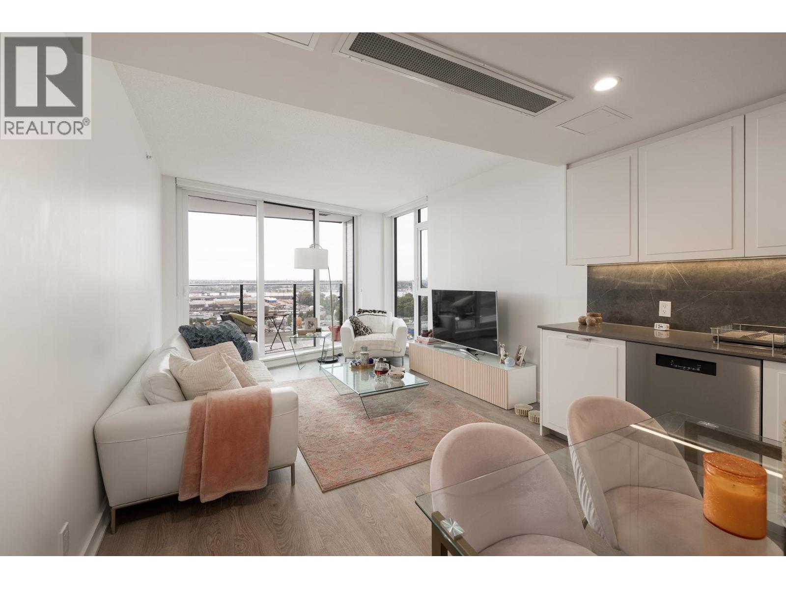 1705 1401 Hunter Street, North Vancouver, British Columbia  V7J 0E2 - Photo 12 - R3077378