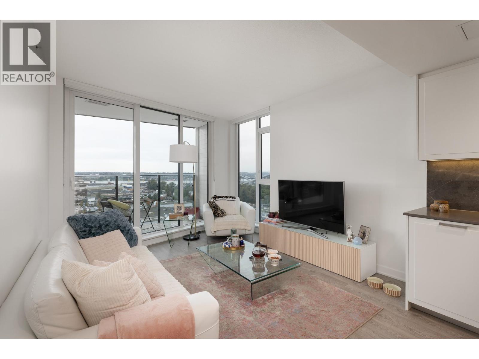 1705 1401 Hunter Street, North Vancouver, British Columbia  V7J 0E2 - Photo 13 - R3077378