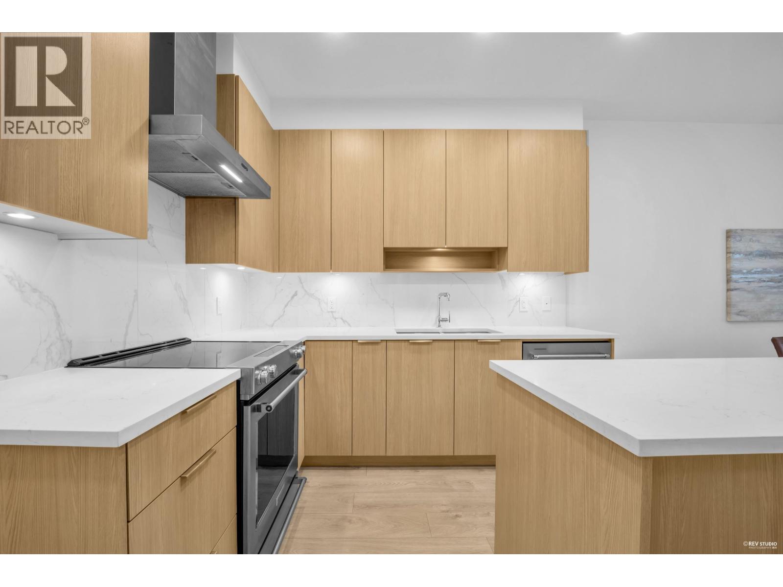 206 7123 11th Avenue, Burnaby, British Columbia  V3N 0J6 - Photo 12 - R3077393