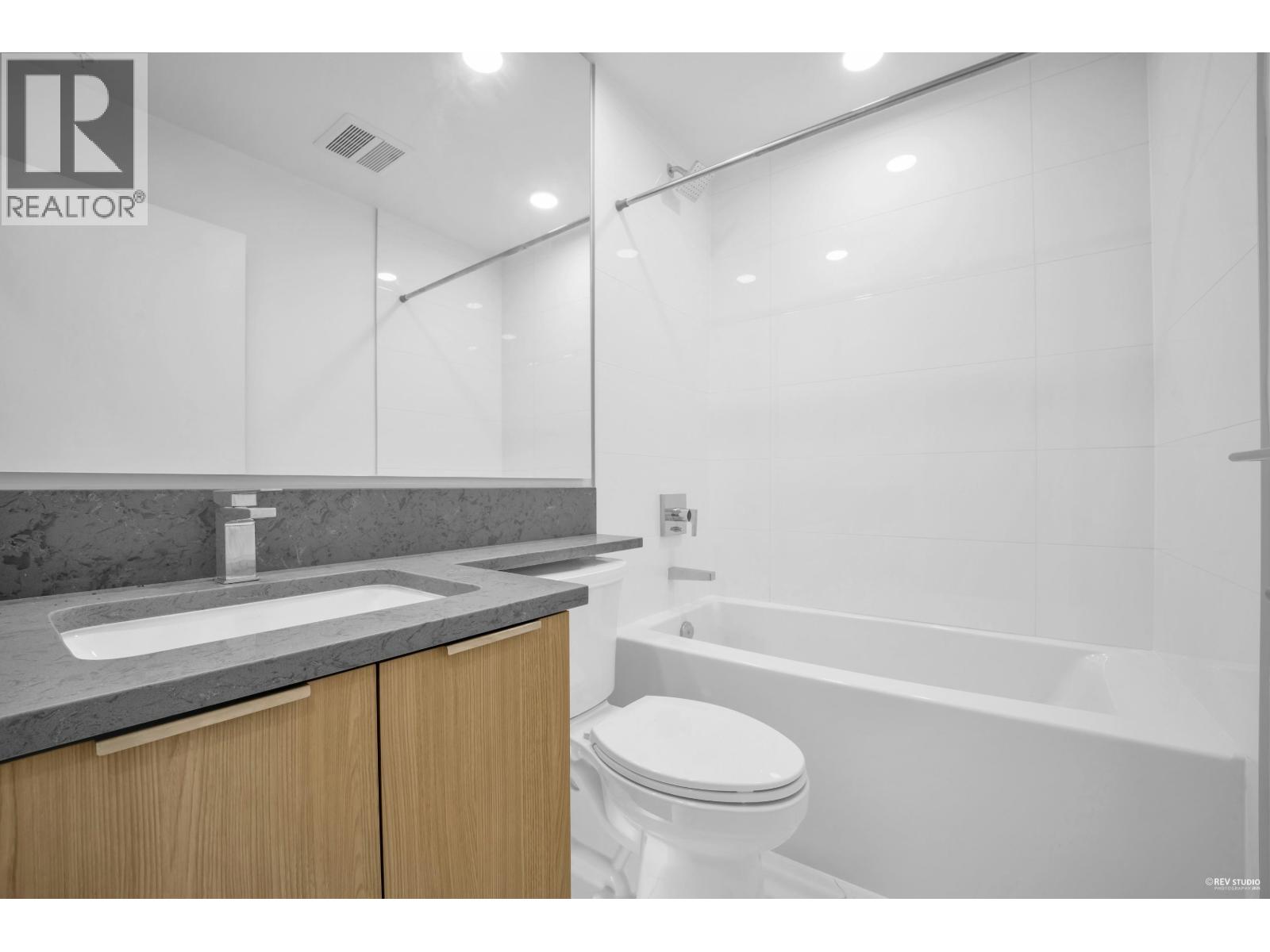 206 7123 11th Avenue, Burnaby, British Columbia  V3N 0J6 - Photo 19 - R3077393