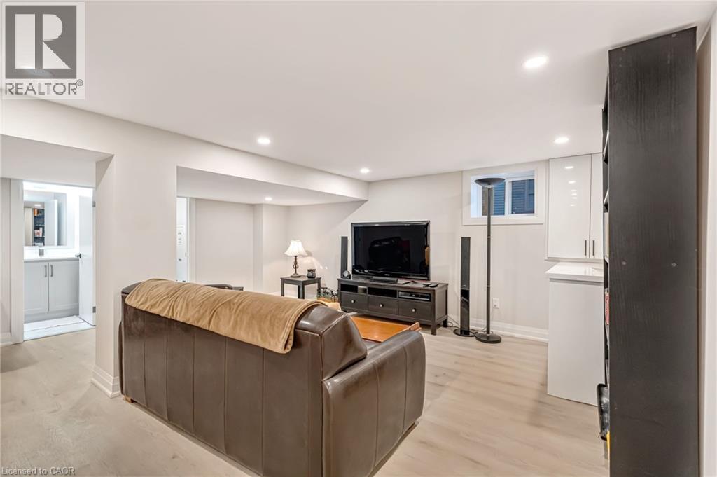 101 Corman Avenue, Stoney Creek, Ontario  L8G 3W3 - Photo 25 - 40796106