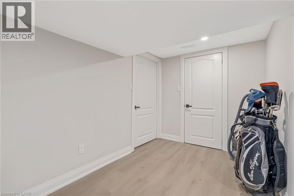 101 Corman Avenue, Stoney Creek, Ontario  L8G 3W3 - Photo 32 - 40796106