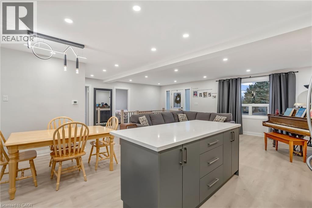 101 Corman Avenue, Stoney Creek, Ontario  L8G 3W3 - Photo 9 - 40796106