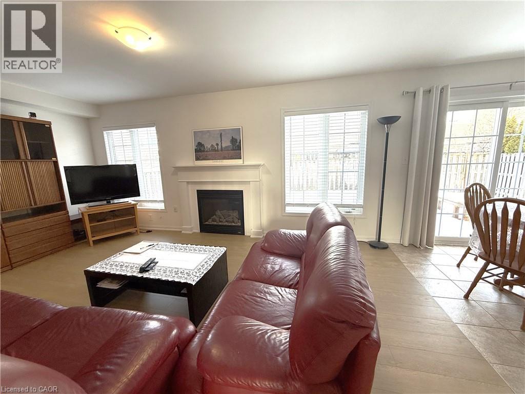 143 Chase Crescent, Cambridge, Ontario  N3C 0C6 - Photo 4 - 40796524