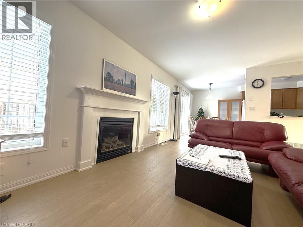 143 Chase Crescent, Cambridge, Ontario  N3C 0C6 - Photo 3 - 40796524