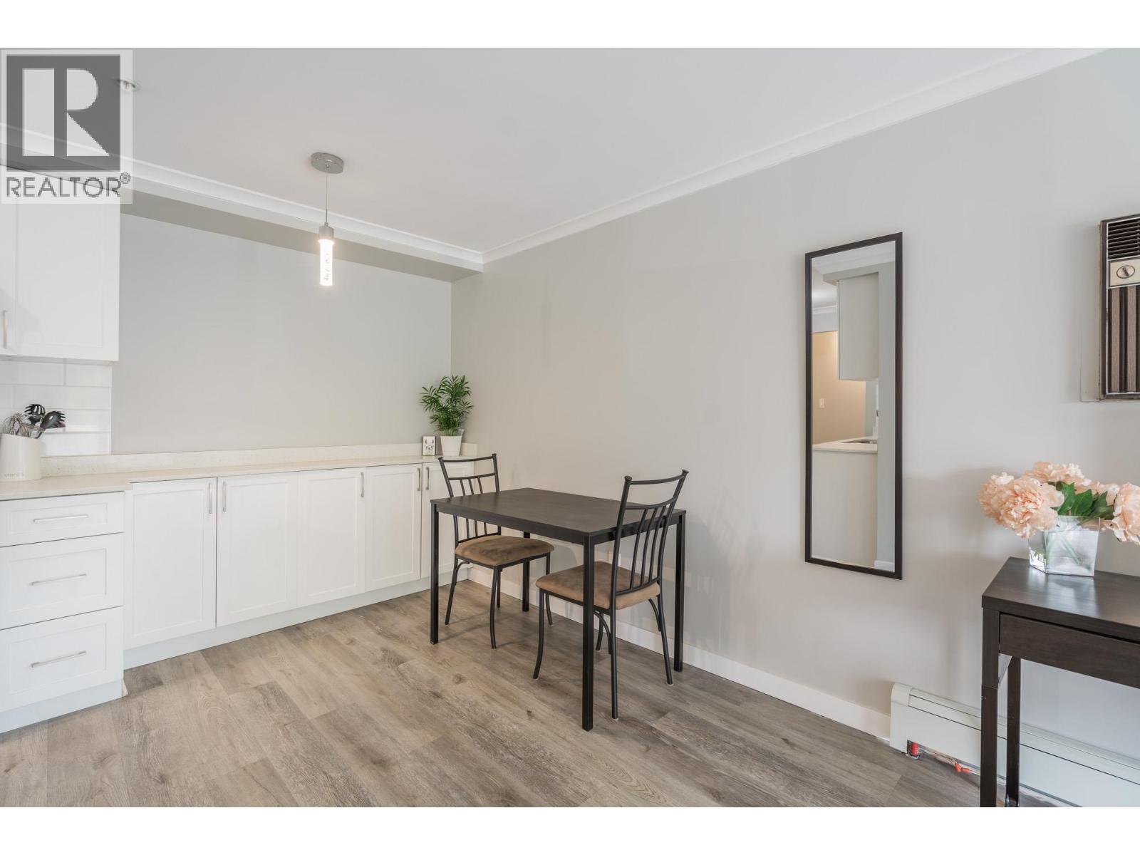 203 2036 Coquitlam Avenue, Port Coquitlam, British Columbia  V3B 1J5 - Photo 5 - R3076640