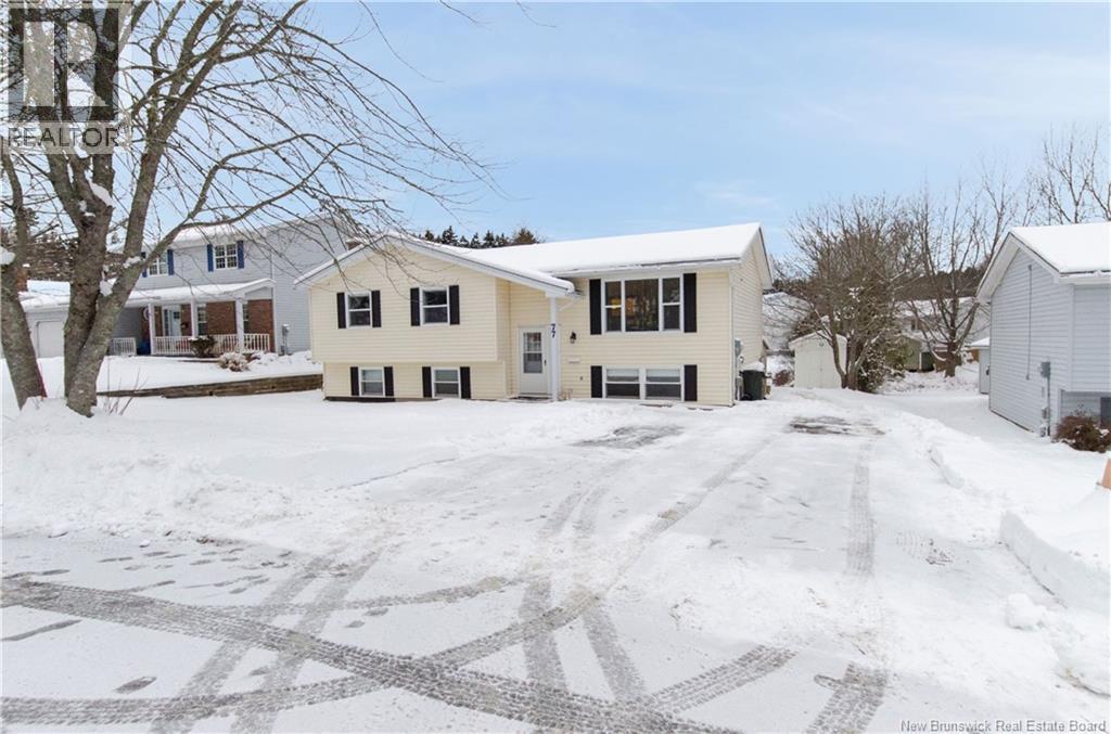 77 Sandalwood Crescent, Saint John, New Brunswick  E2M 5L2 - Photo 1 - NB131691
