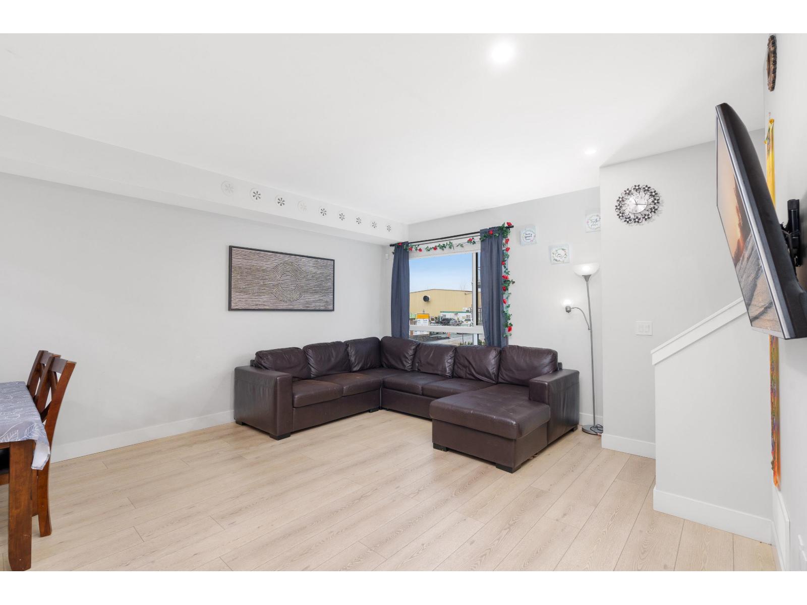 128 30530 Cardinal Avenue, Abbotsford, British Columbia  V2T 0L5 - Photo 2 - R3077129