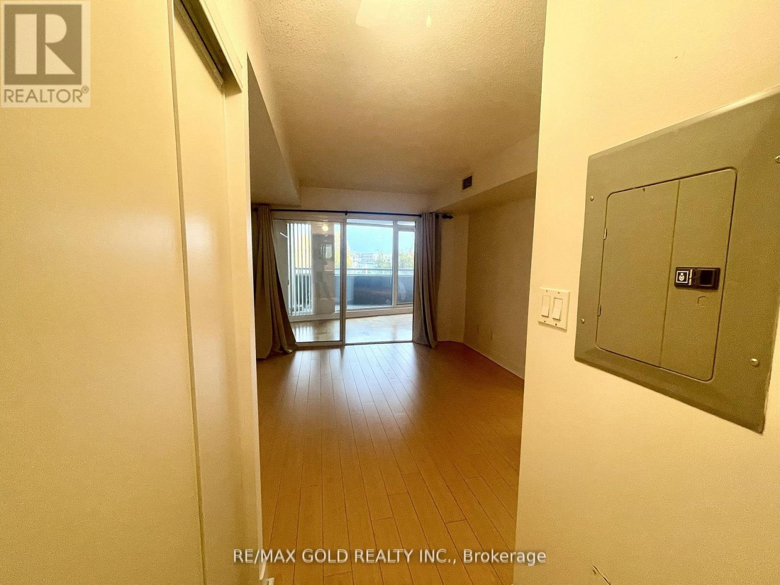 318 - 550 Queens Quay W, Toronto, Ontario  M5V 3M8 - Photo 5 - C12677158