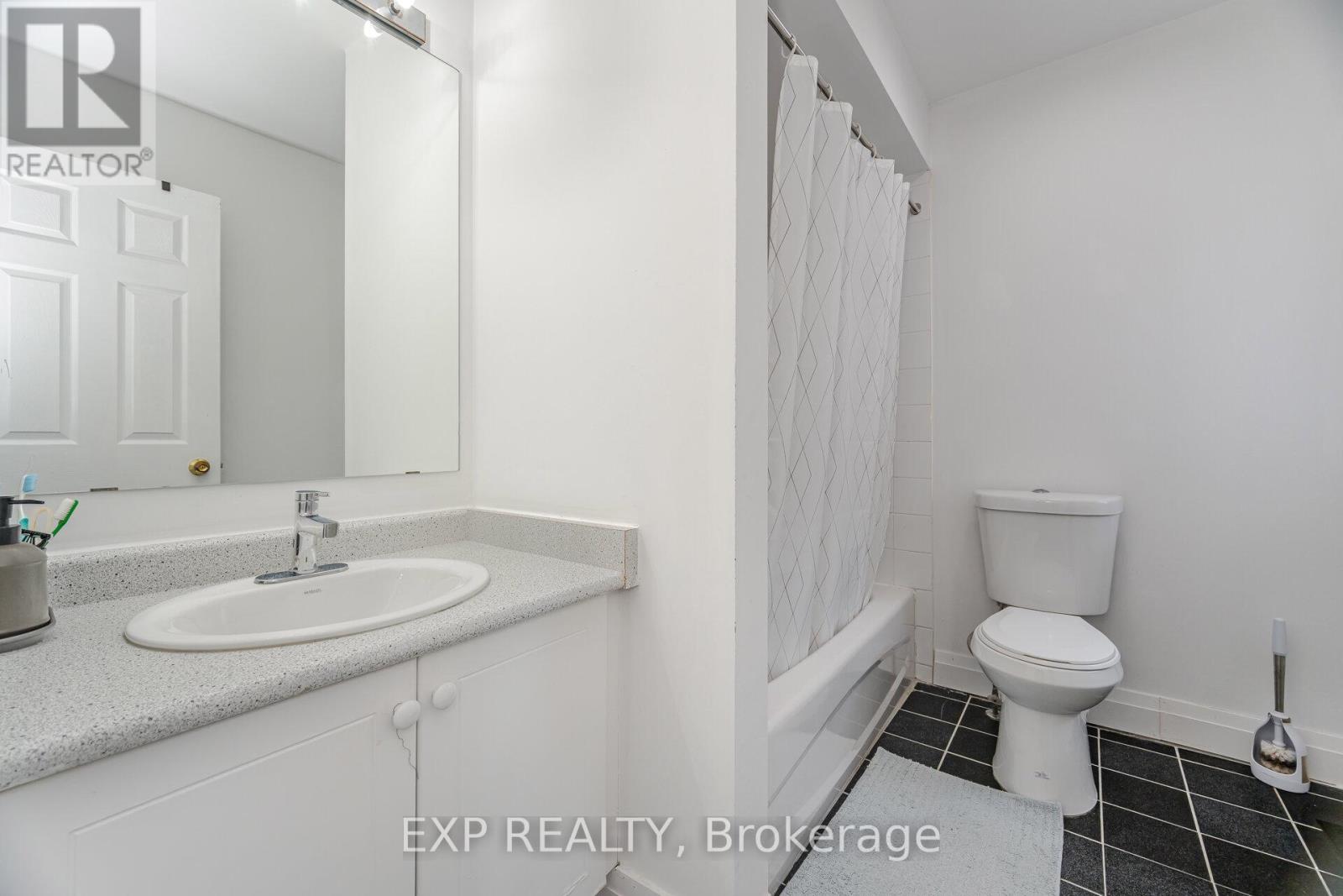 10 Seton Park Road, Toronto, Ontario  M3C 3Z6 - Photo 42 - C12677198