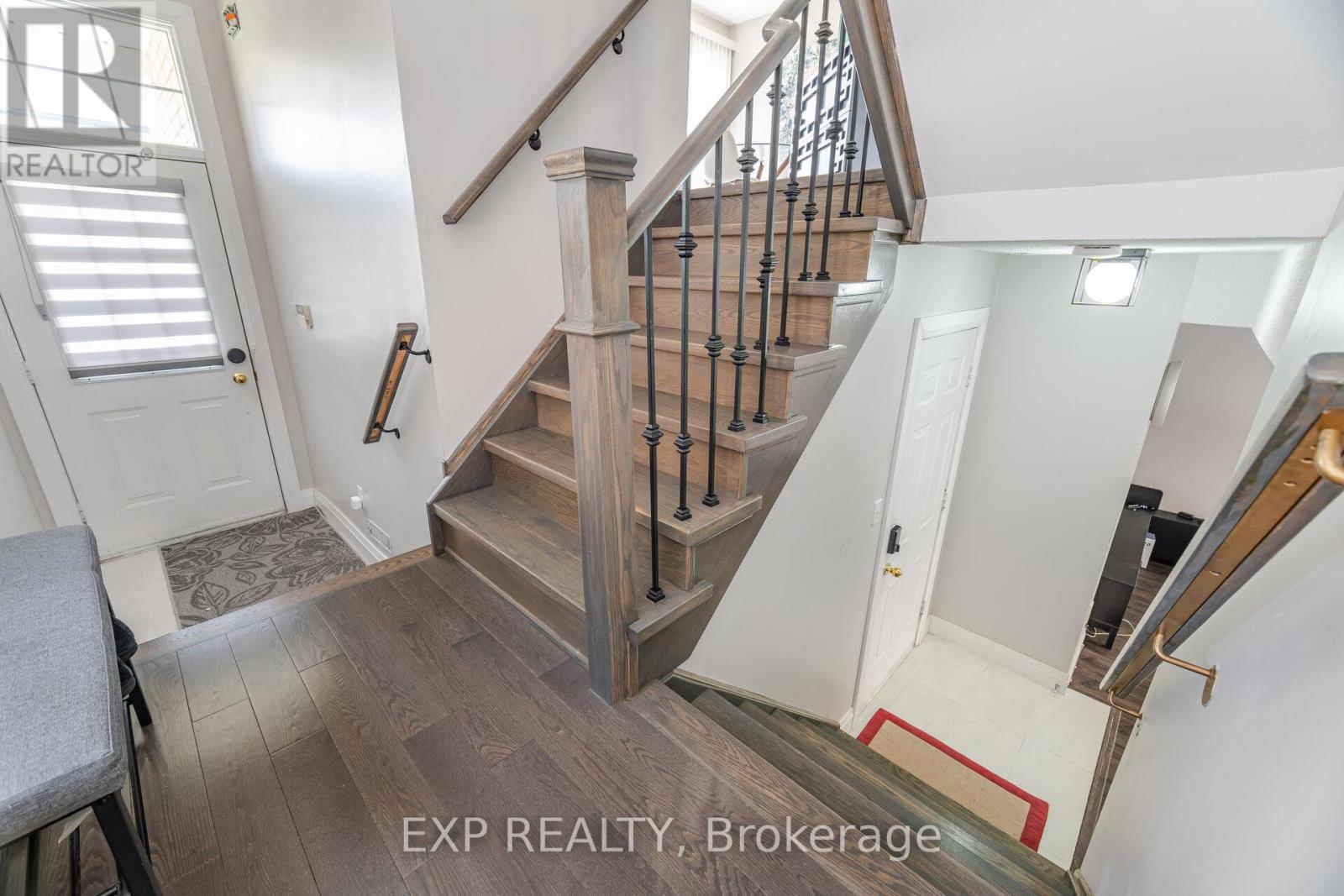 10 Seton Park Road, Toronto, Ontario  M3C 3Z6 - Photo 43 - C12677198