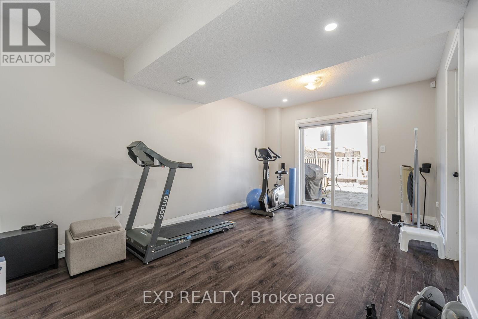 10 Seton Park Road, Toronto, Ontario  M3C 3Z6 - Photo 45 - C12677198