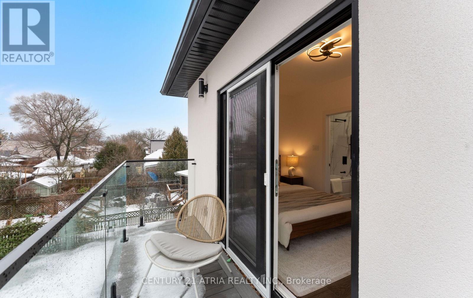 65 Crewe Avenue, Toronto, Ontario  M4C 2J2 - Photo 43 - E12676822