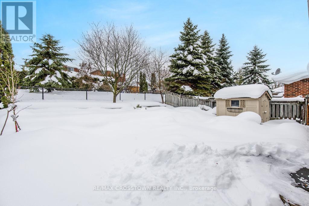 38 Brookfield Crescent, Barrie (Innis-Shore), Ontario  L4N 9R6 - Photo 33 - S12676686