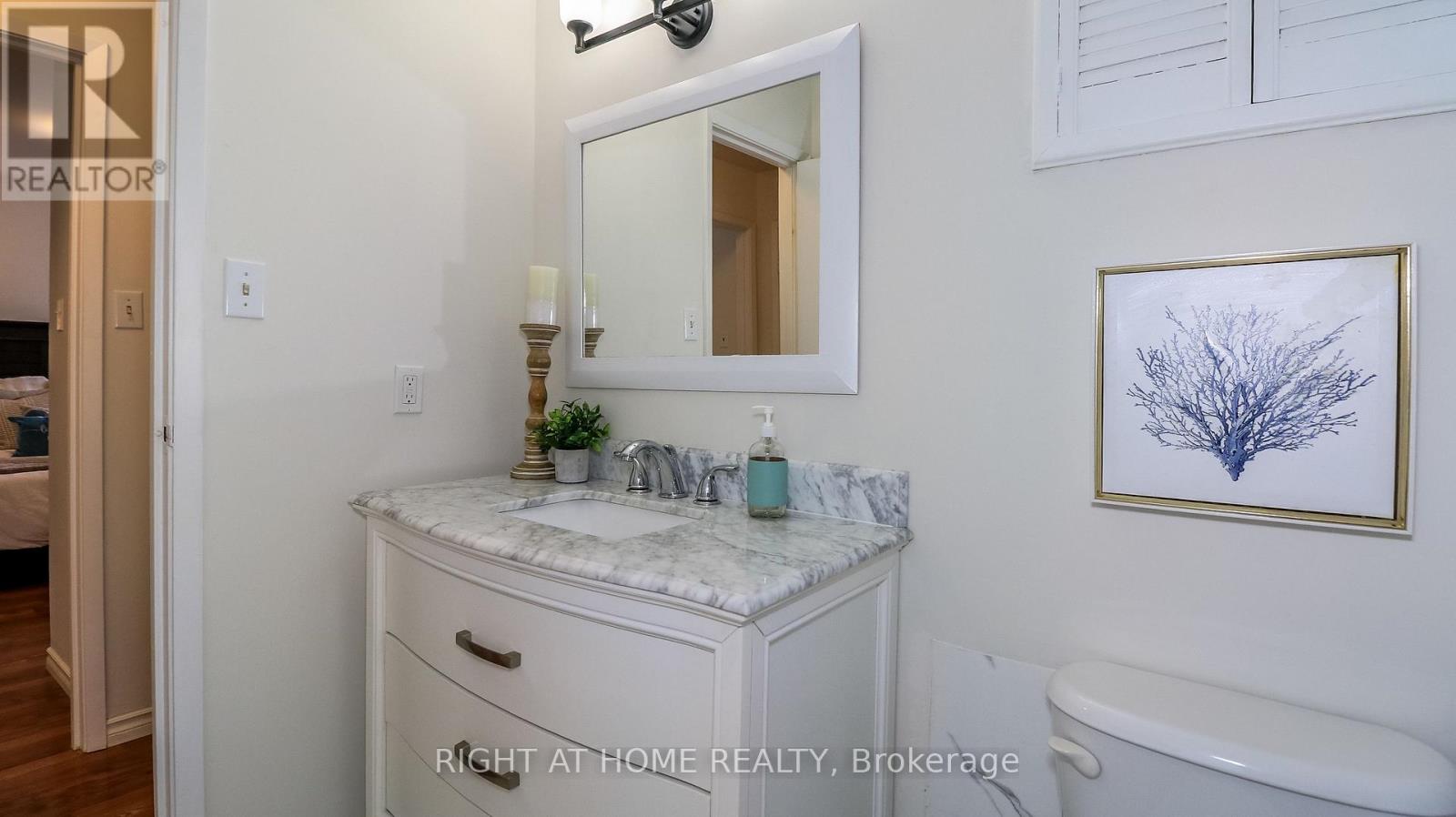 1059 Glen Mhor Crescent, Midland, Ontario  L4R 4P5 - Photo 19 - S12677140