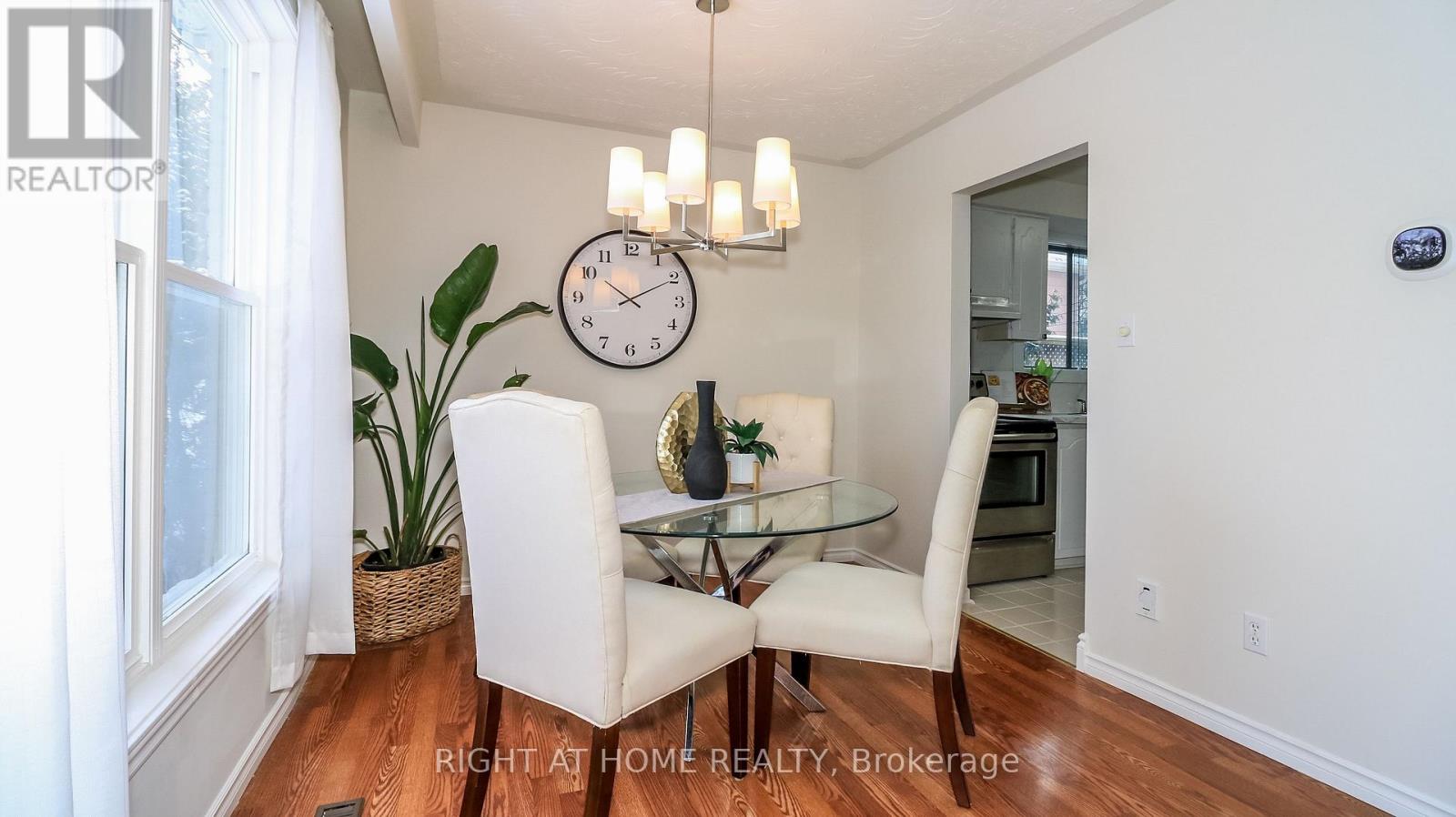 1059 Glen Mhor Crescent, Midland, Ontario  L4R 4P5 - Photo 8 - S12677140