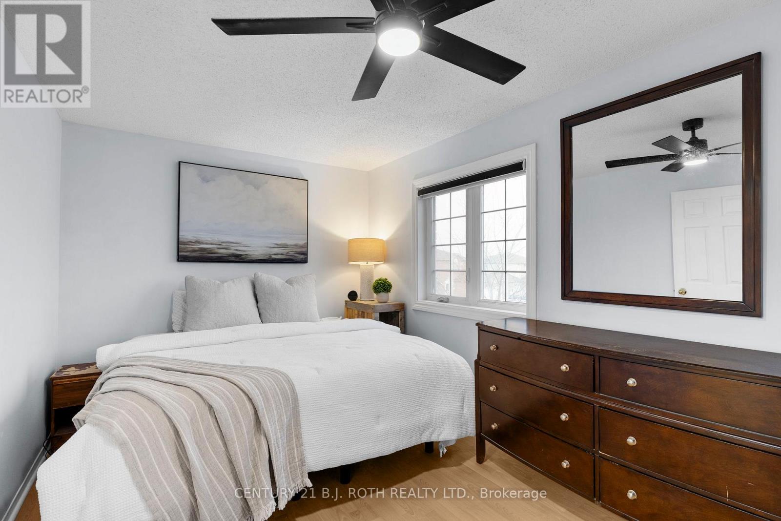 27 Golds Crescent, Barrie (Holly), Ontario  L4N 8R5 - Photo 20 - S12677160