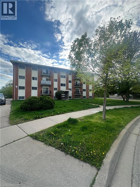 145 Macgregor Crescent Unit# 1, Waterloo, Ontario N2J 3X2 - Photo 1 - 40796386