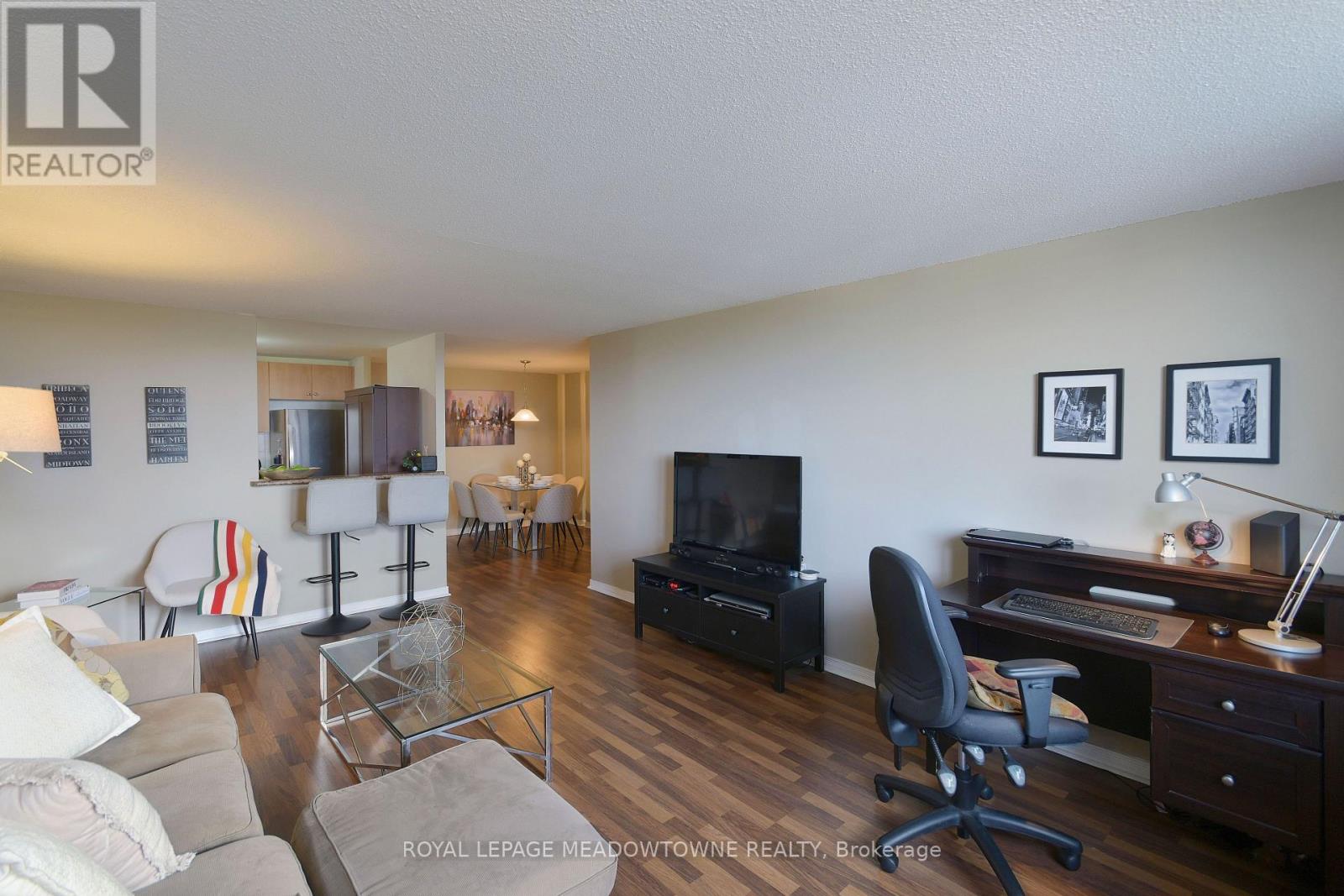 501 - 6720 Glen Erin Drive, Mississauga, Ontario  L5N 3K8 - Photo 5 - W12677072