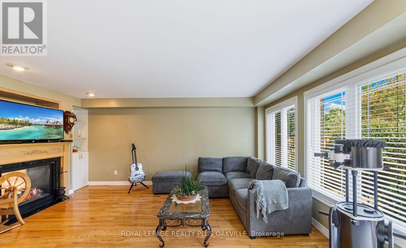 365 Turnberry Crescent, Mississauga, Ontario  L4Z 3W3 - Photo 14 - W12677080