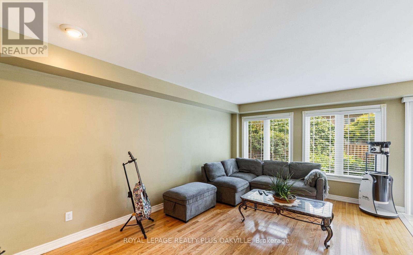 365 Turnberry Crescent, Mississauga, Ontario  L4Z 3W3 - Photo 16 - W12677080