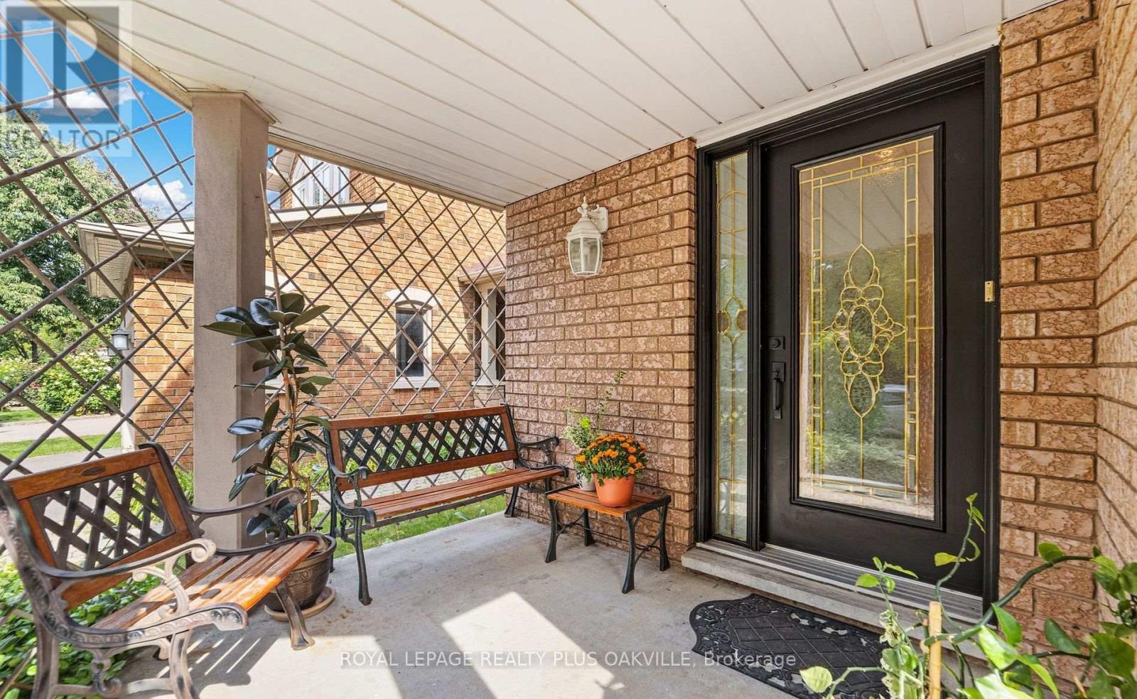 365 Turnberry Crescent, Mississauga, Ontario  L4Z 3W3 - Photo 3 - W12677080