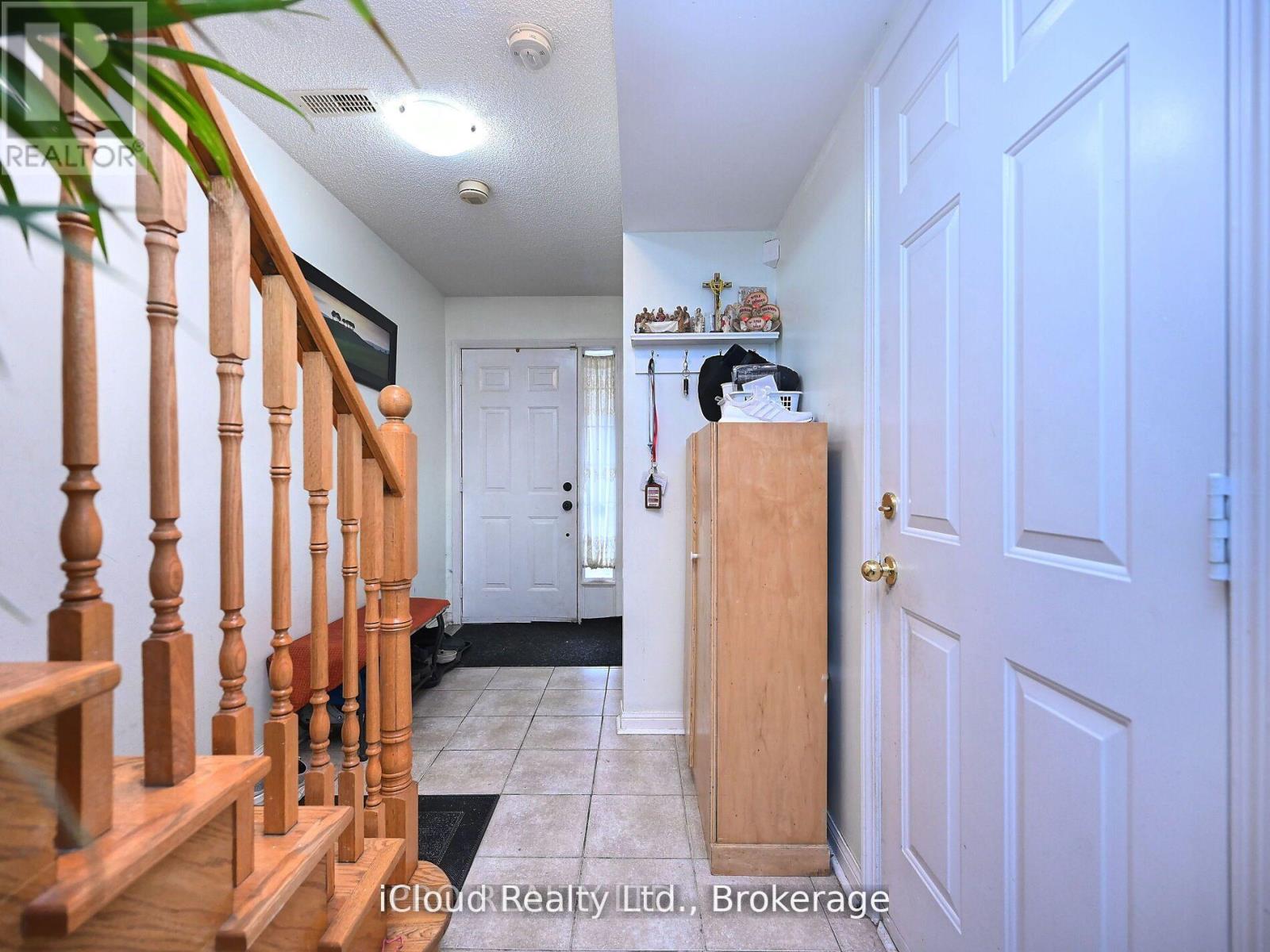 166 - 80 Acorn Place, Mississauga, Ontario  L4Z 4C7 - Photo 5 - W12677144