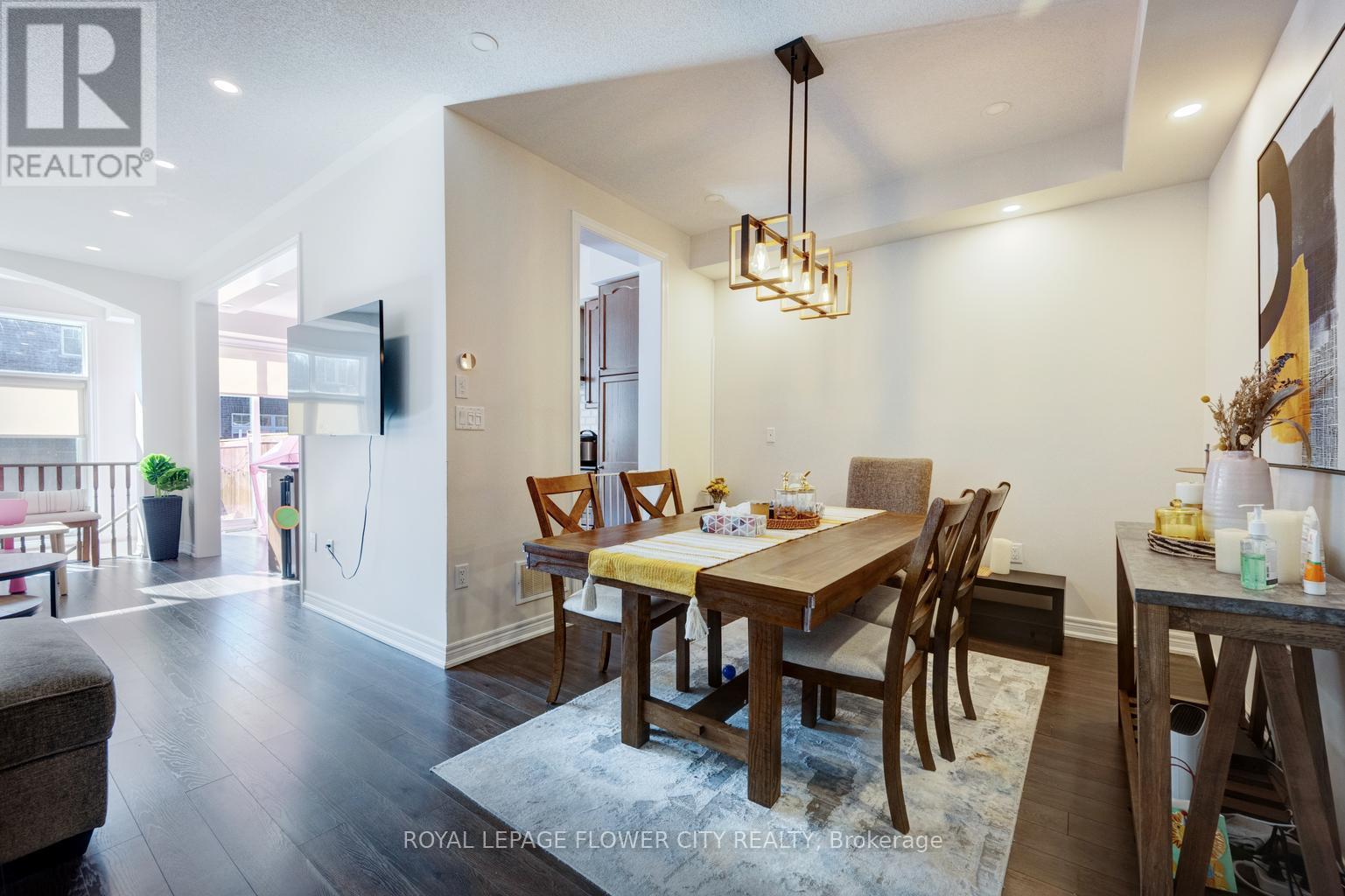 38 Abigail Crescent, Caledon, Ontario  L7C 4C7 - Photo 6 - W12677178