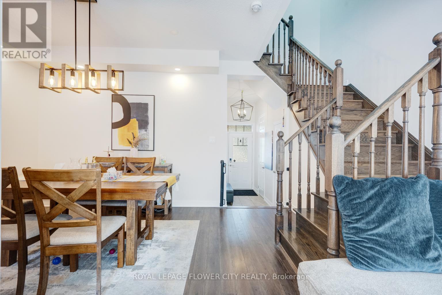 38 Abigail Crescent, Caledon, Ontario  L7C 4C7 - Photo 7 - W12677178