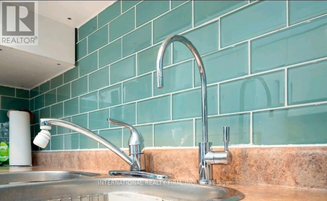 801 - 2542 Argyle Road, Mississauga (Cooksville), Ontario  L4Z 0A8 - Photo 3 - W12677190