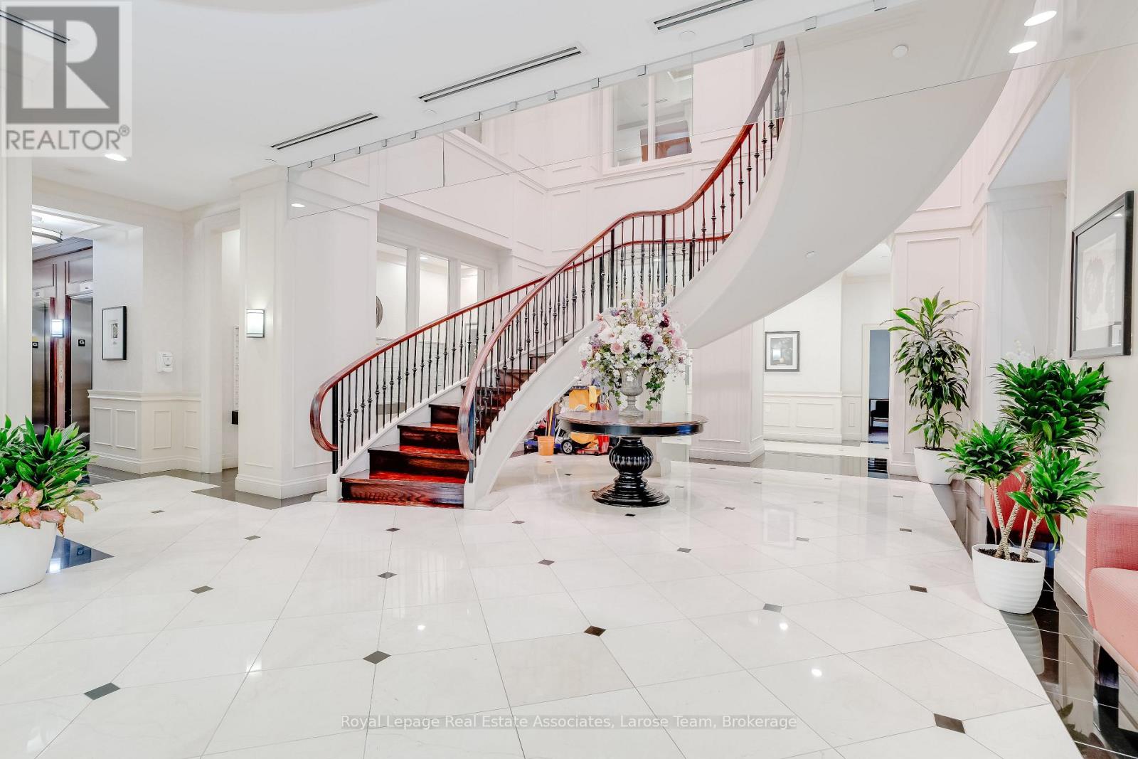 601 - 3 Marine Parade Drive, Toronto, Ontario  M8V 3Z5 - Photo 27 - W12677194