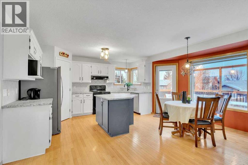 507 Sheep River Close, Okotoks, Alberta  T1S 1S4 - Photo 17 - A2271137