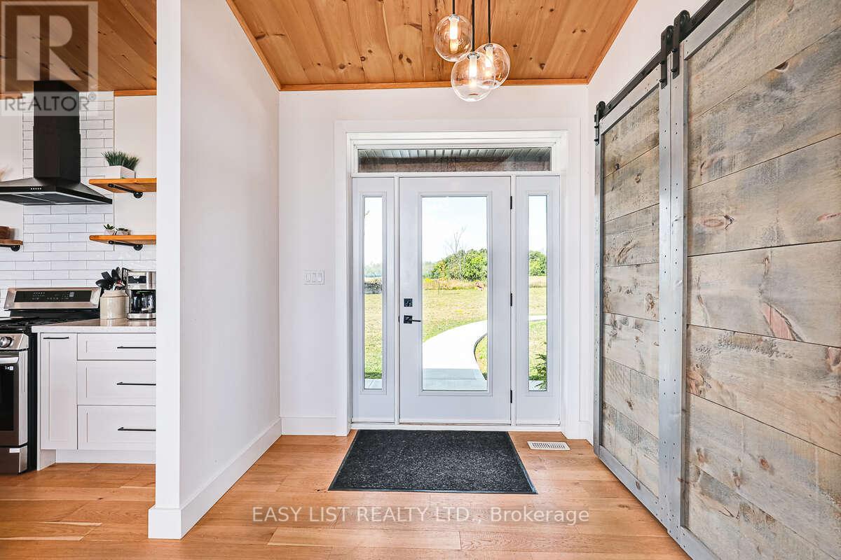 317278 Third Line, Meaford, Ontario  N4L 1W7 - Photo 9 - X12677138