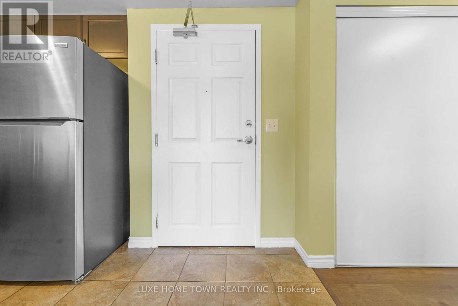 209 - 67 Kingsbury Square, Guelph, Ontario  N1L 0L3 - Photo 8 - X12677148