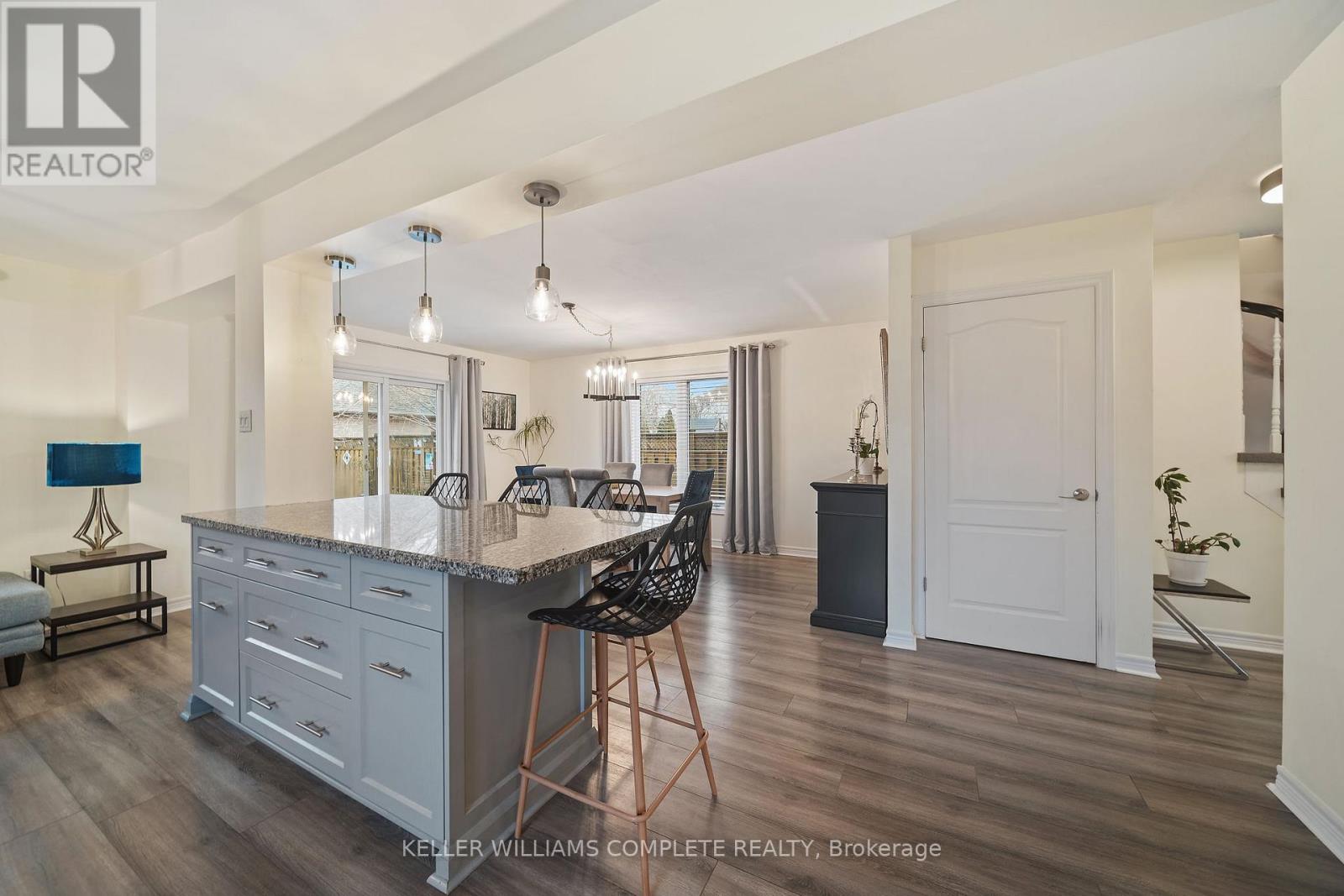 83 Udell Way, Grimsby, Ontario  L3M 5K9 - Photo 12 - X12677150