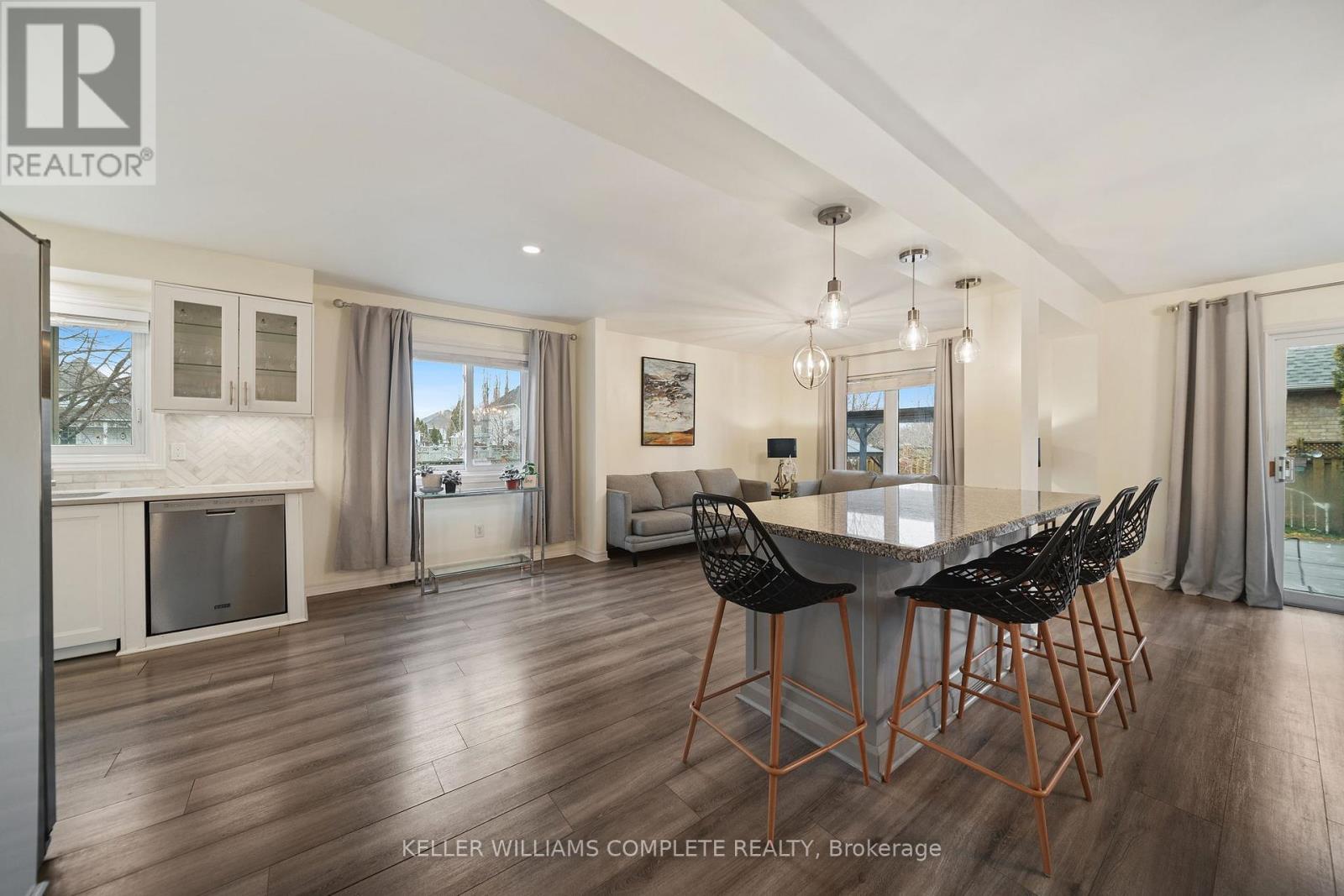 83 Udell Way, Grimsby, Ontario  L3M 5K9 - Photo 7 - X12677150