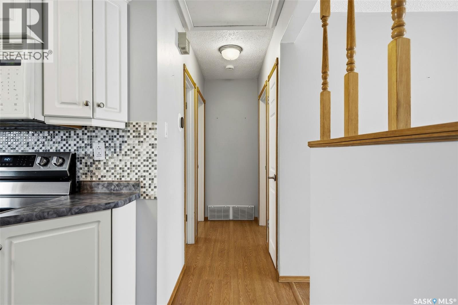 3111 Avonhurst Drive, Regina, Saskatchewan  S4R 3J6 - Photo 11 - SK026393