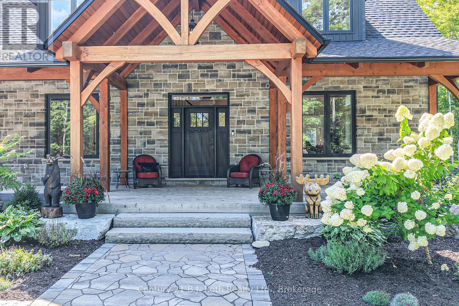 3082 Fairgrounds Road, Severn, Ontario  L3V 0Y2 - Photo 9 - S12677272