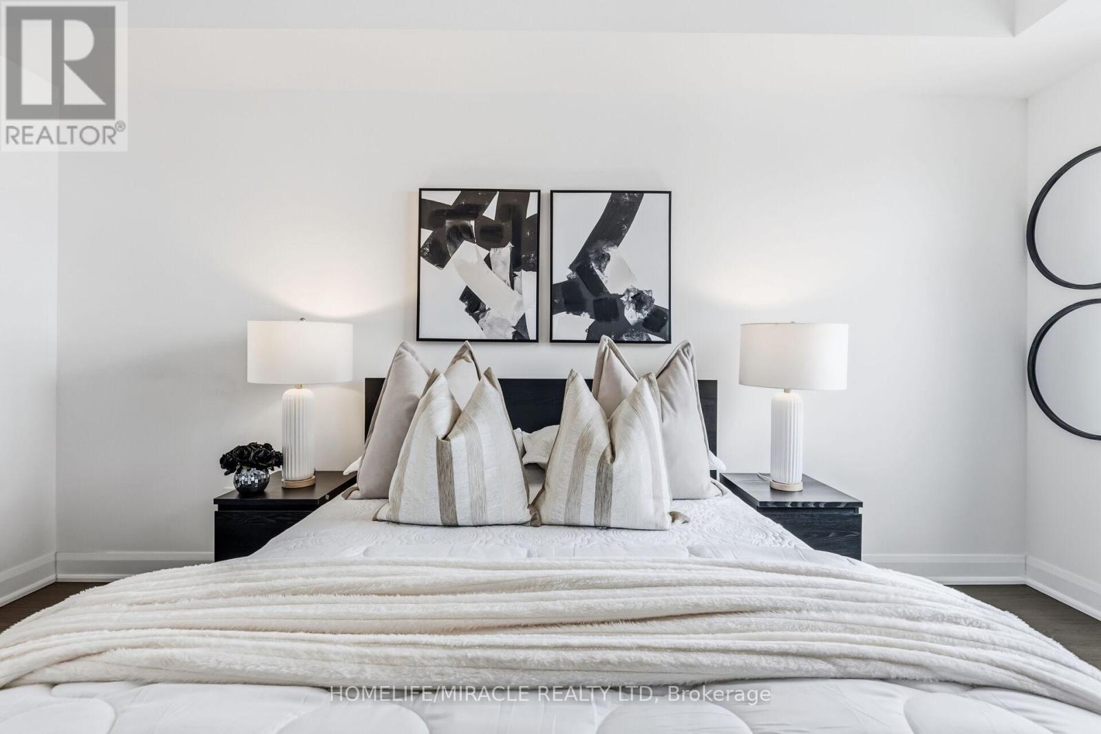 420 - 2480 Prince Michael Drive, Oakville, Ontario  L6H 0H1 - Photo 26 - W12674664